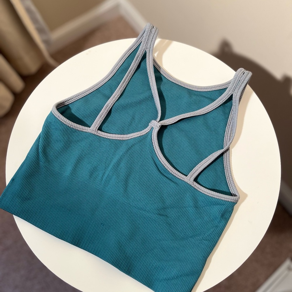 Athleta Aurora High Neck Tank - Picture 6 of 6